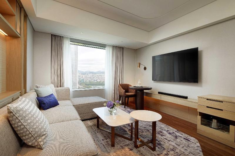 Lotte Hotel World image