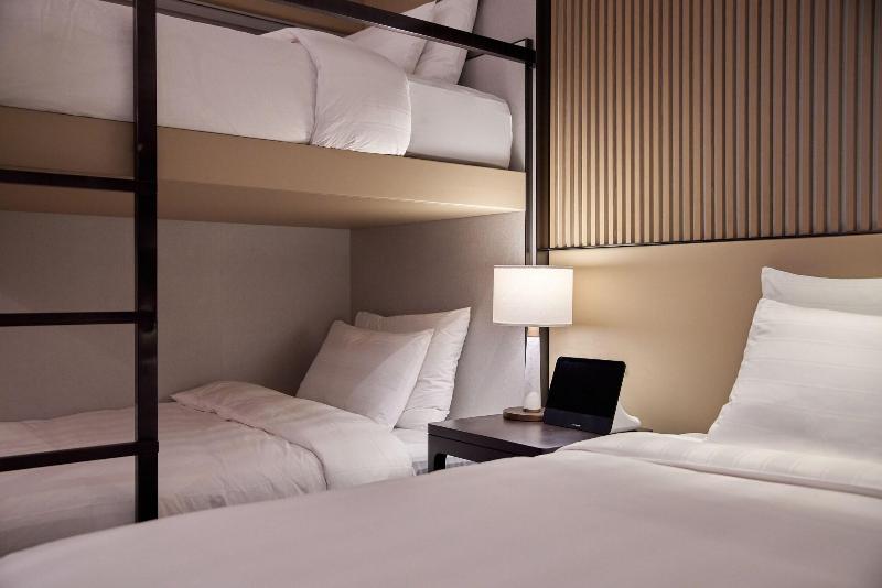 Lotte Hotel World image