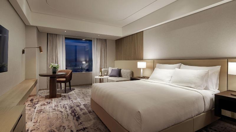 Lotte Hotel World image