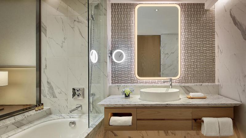 Lotte Hotel World image