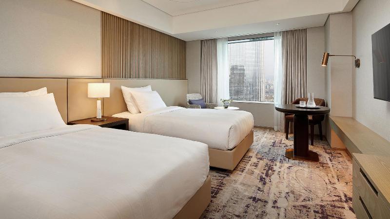 Lotte Hotel World image