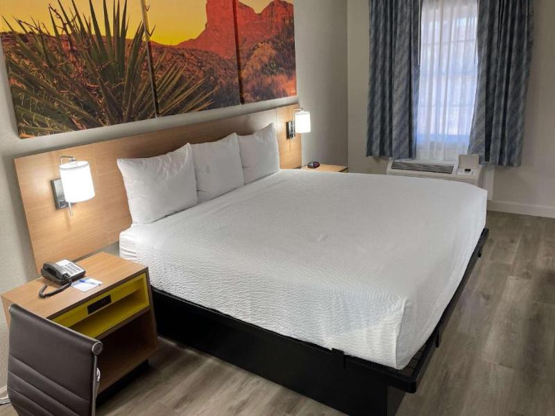 Days Inn Tucson City Center image