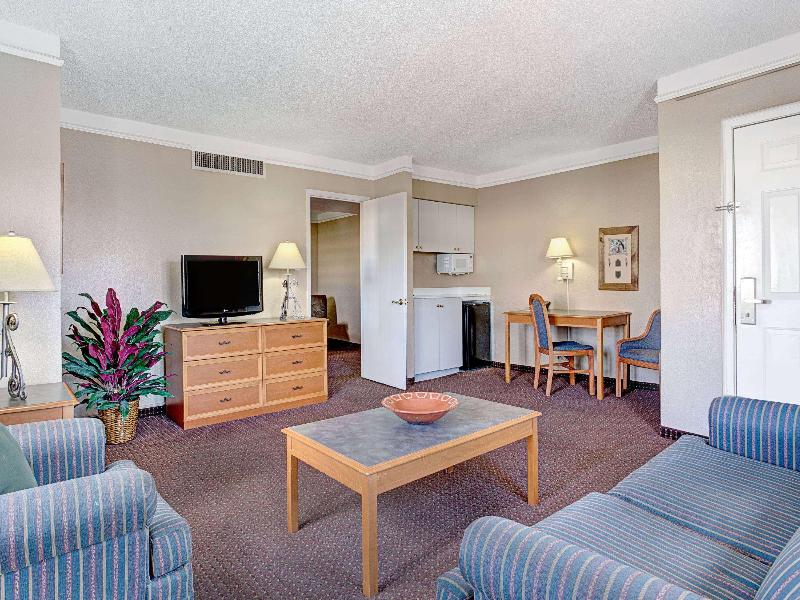 Days Inn Tucson City Center image