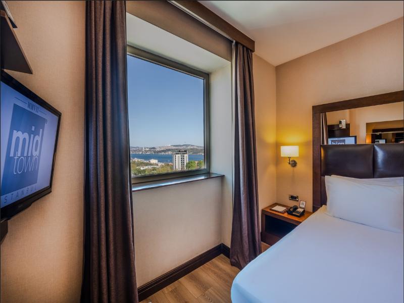 Midtown Hotel Istanbul image