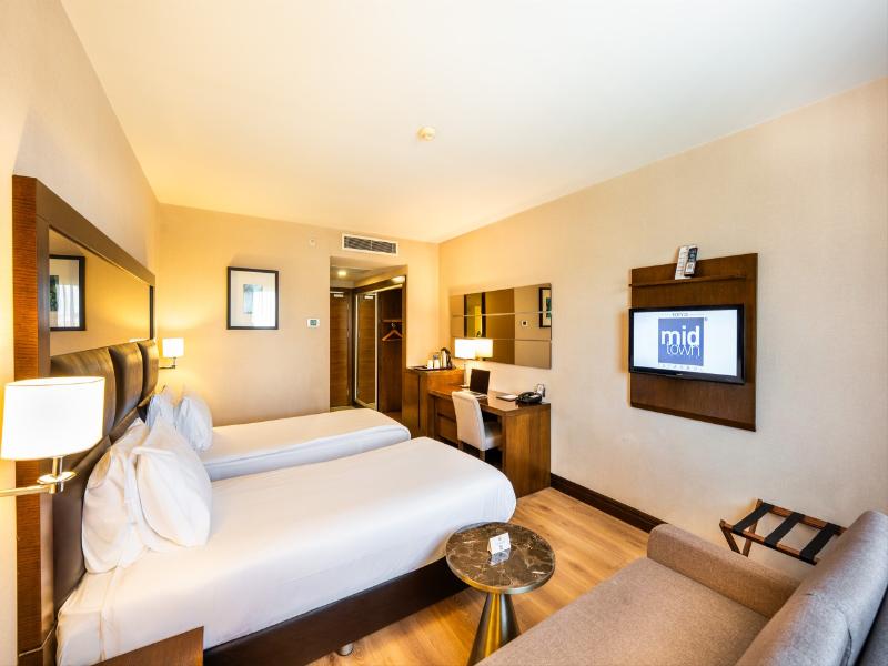 Midtown Hotel Istanbul image