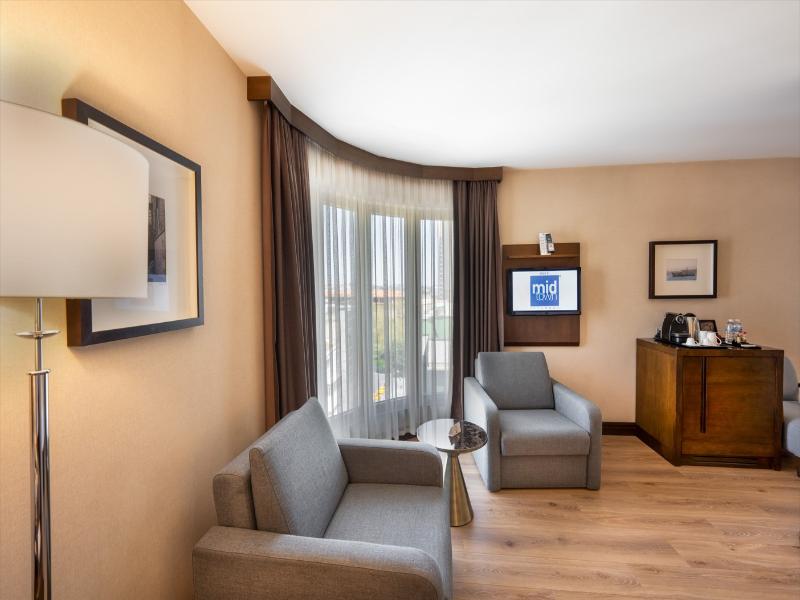 Midtown Hotel Istanbul image