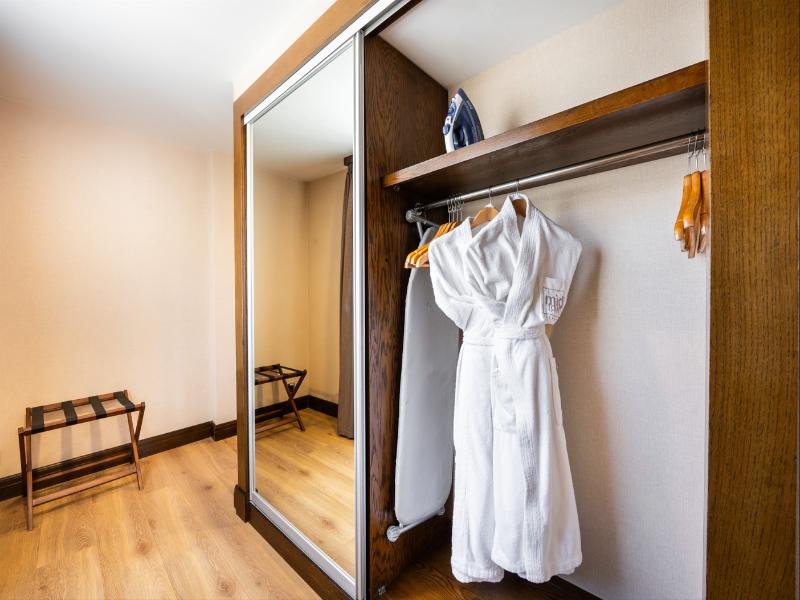 Midtown Hotel Istanbul image