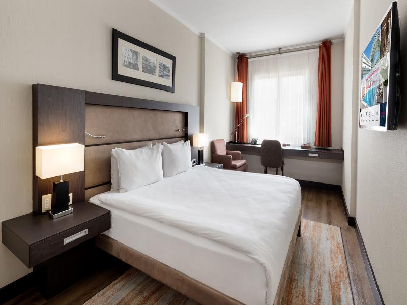Ramada Plaza By Wyndham Istanbul City Center image