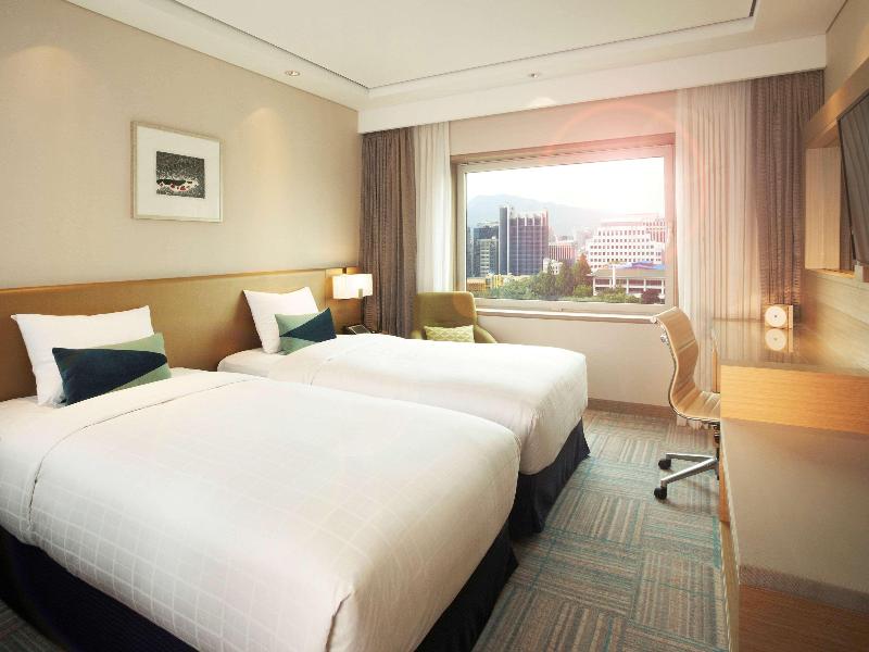 Novotel Ambassador Seoul Gangnam image