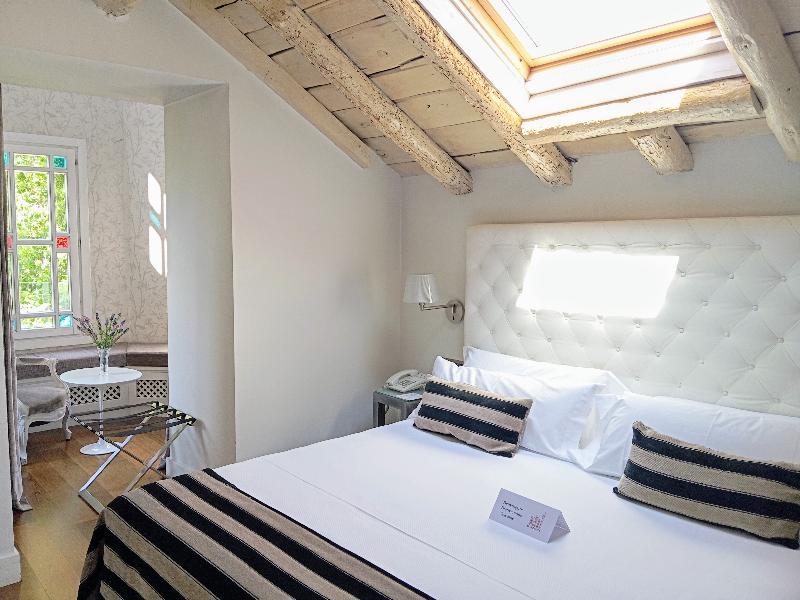 Villa Paulita image