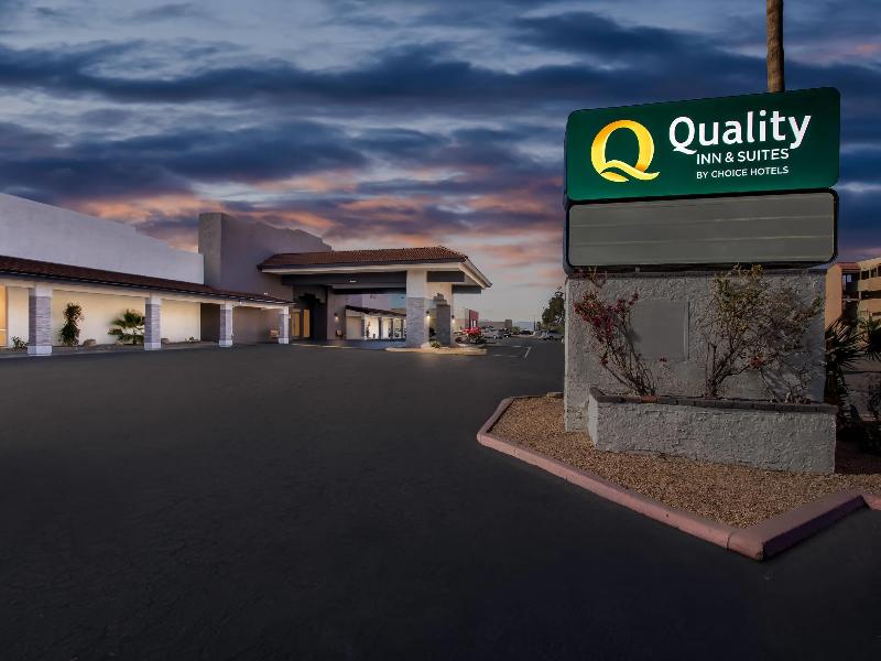 Quality Inn & Suites Lake Havasu City image