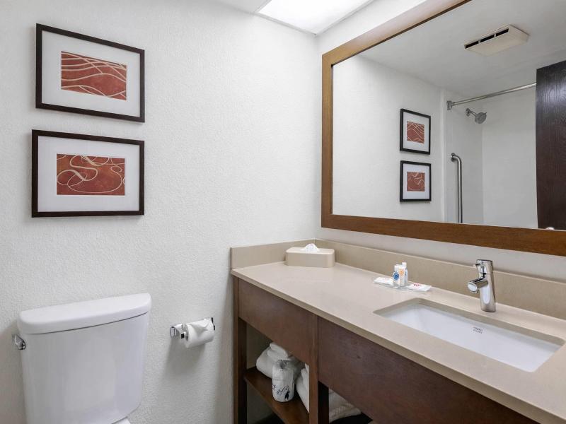 Comfort Suites Baymeadows Near Butler Blvd image