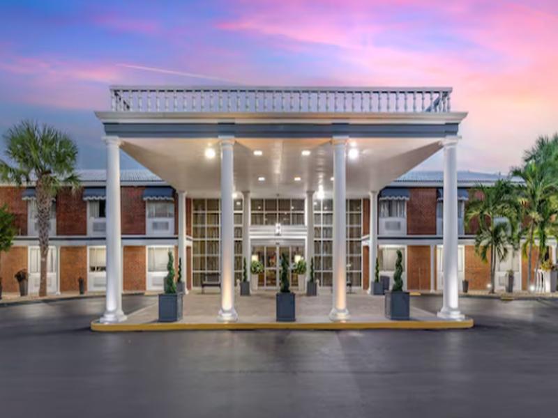 Best Western Palm Beach Lakes image