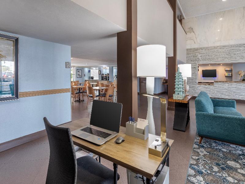 Best Western Palm Beach Lakes image