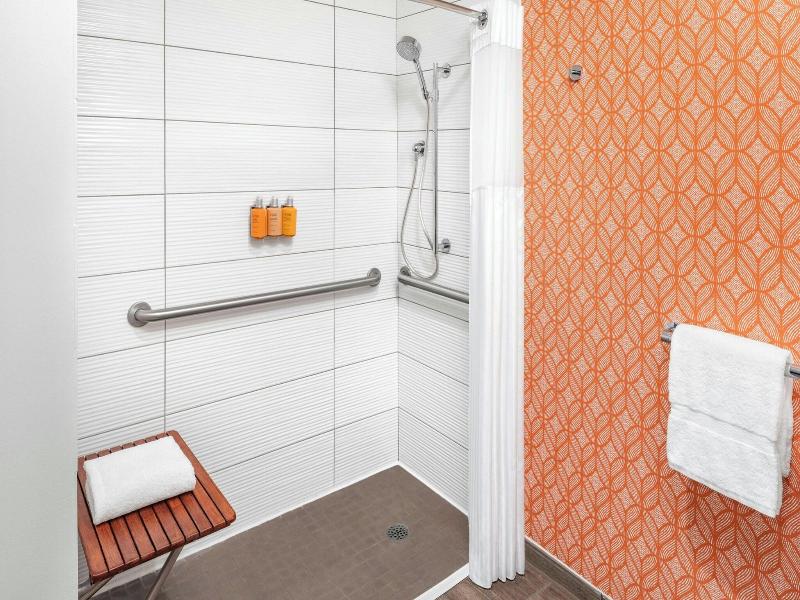 Hotel Colonnade Coral Gables image