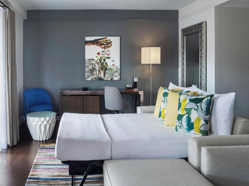 Hotel Colonnade Coral Gables image