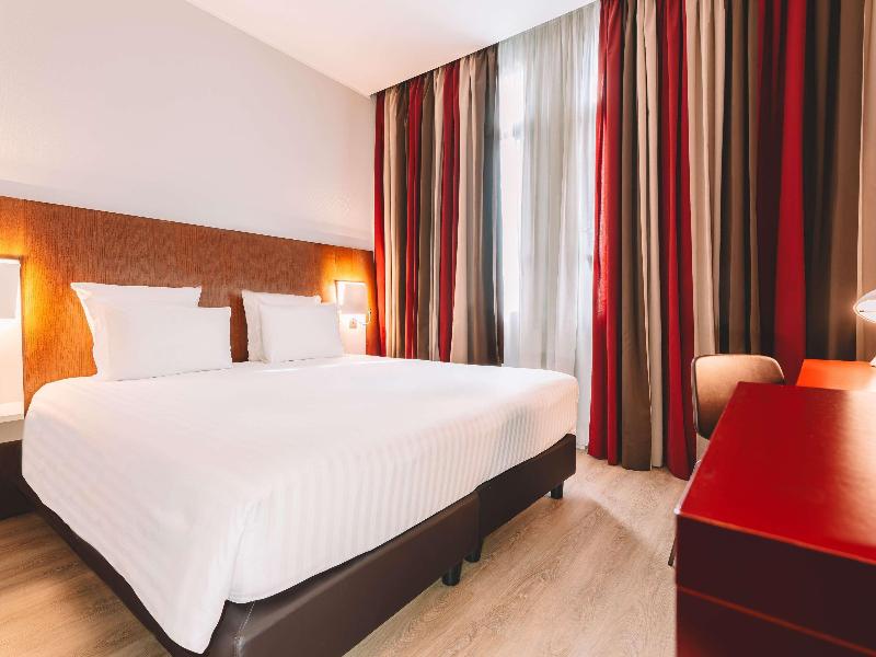 Mercure Roma Piazza Bologna image