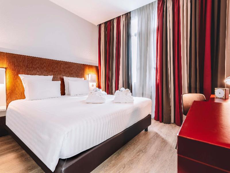Mercure Roma Piazza Bologna image