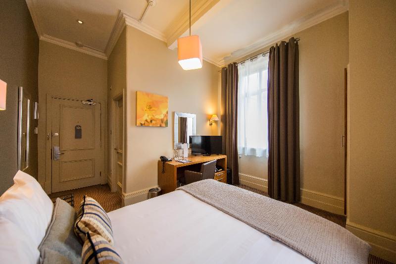 The Met Hotel Leeds image
