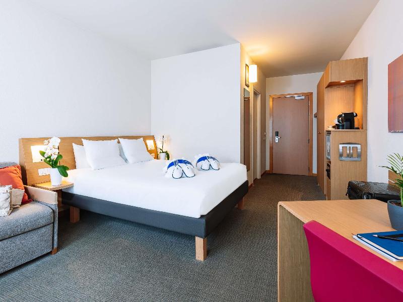 Novotel Venezia Mestre Castellana image