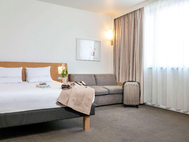 Novotel Milan Malpensa Airport image