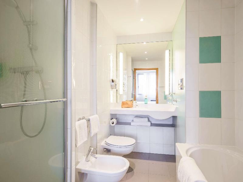 Novotel Milan Malpensa Airport image