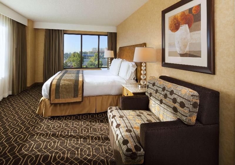Doubletree Guest Suites Anaheim Resort