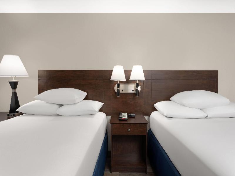 Days Inn by Wyndham Orlando Convention C image