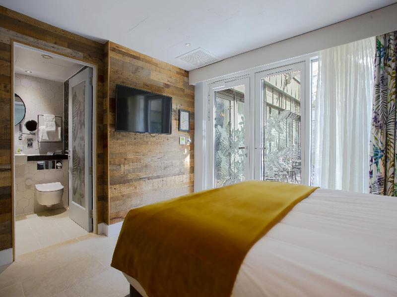 Indigo Bath, an IHG Hotel image