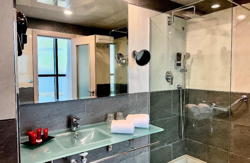 Leonardo Hotel Fuengirola Costa del Sol image