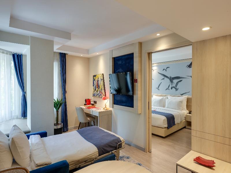 Ramada by Wyndham Istanbul Old City image