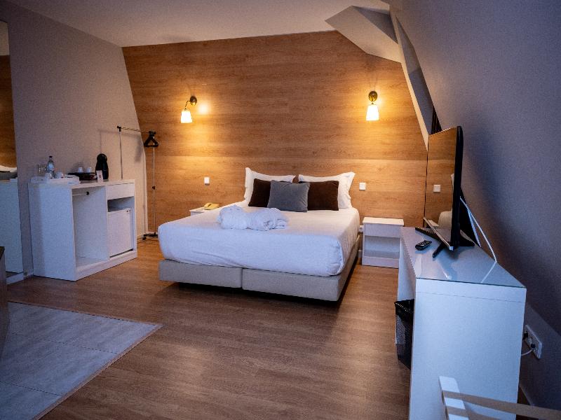 Douro Marina Hotel & SPA image