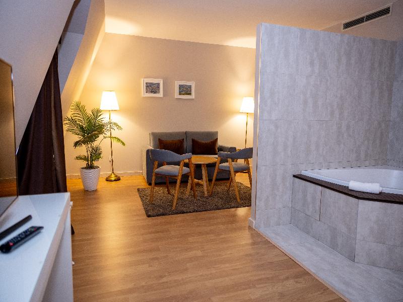 Douro Marina Hotel & SPA image