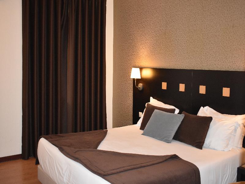 Douro Marina Hotel & SPA image