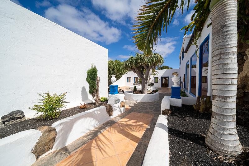 Casa de Hilario image