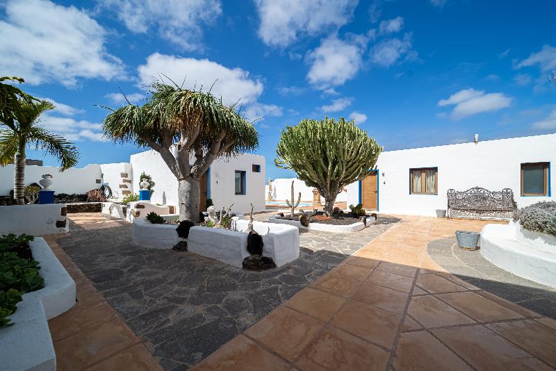 Casa de Hilario image