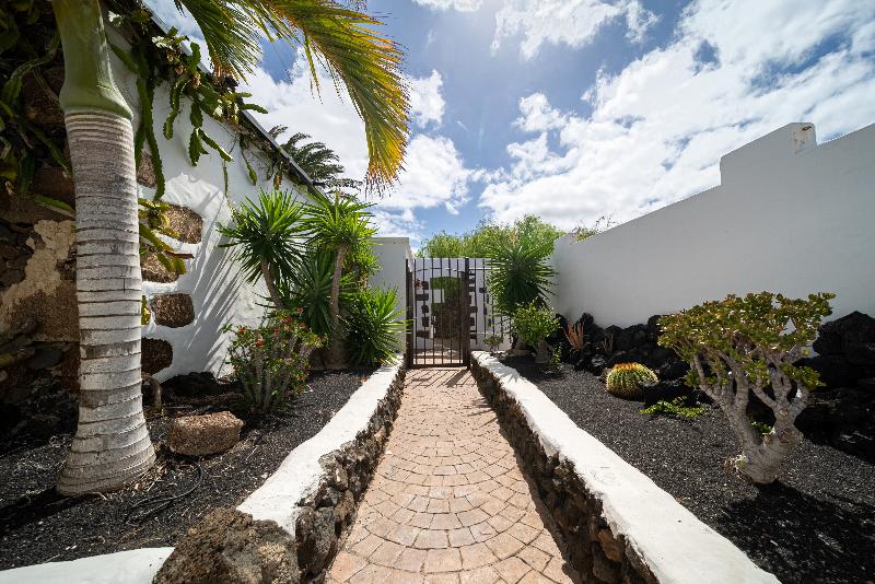 Casa de Hilario image