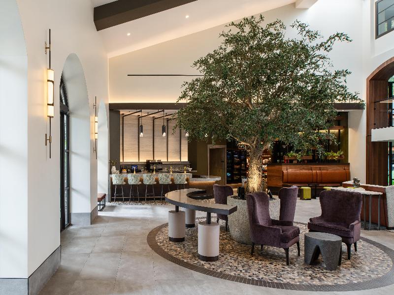 Casa Mani Resort Napa Valley, Curio Collection image