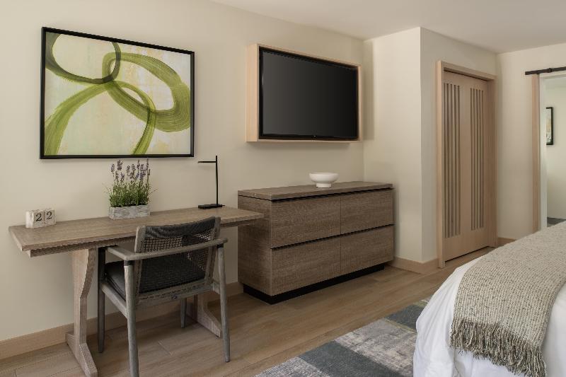 Casa Mani Resort Napa Valley, Curio Collection image