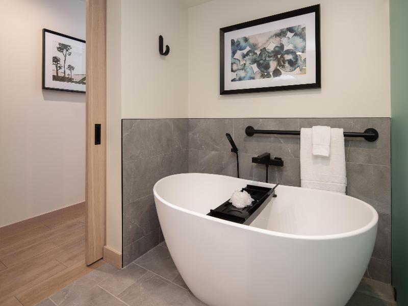 Casa Mani Resort Napa Valley, Curio Collection image
