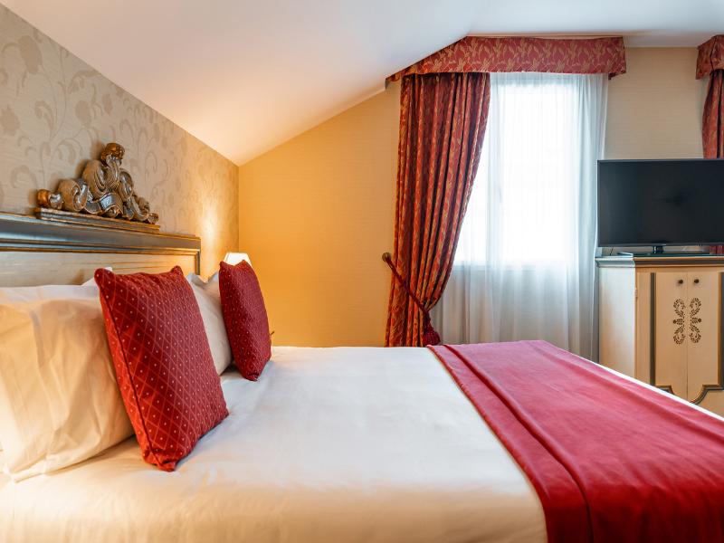 Villa Beaumarchais image