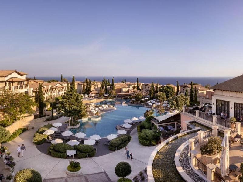 Aphrodite Hills Hotel 5