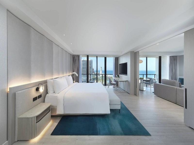 JW Marriott Gold Coast Resort & Spa image