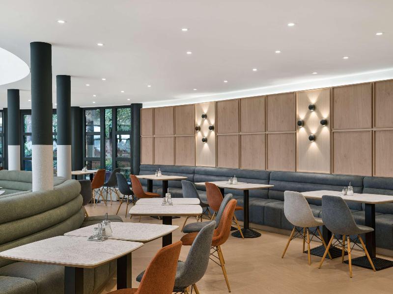 Ibis Styles Budapest Heroes Square image