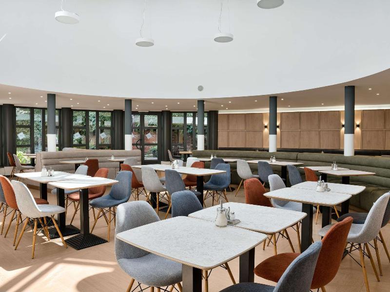 Ibis Styles Budapest Heroes Square image