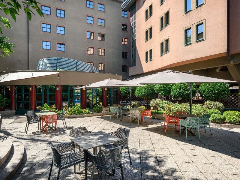 Ibis Styles Budapest Heroes Square image
