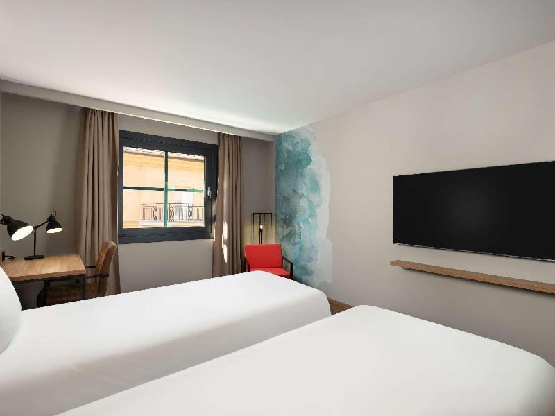 Ibis Styles Budapest Heroes Square image