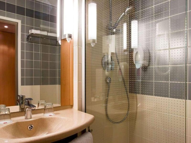 Ibis Styles Budapest Heroes Square image