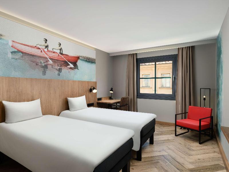 Ibis Styles Budapest Heroes Square image