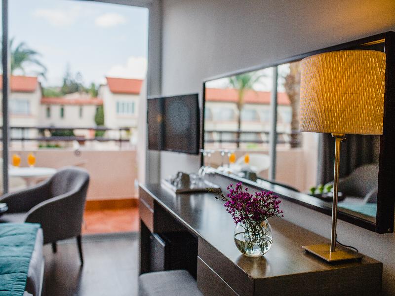 Napa Plaza Hotel image